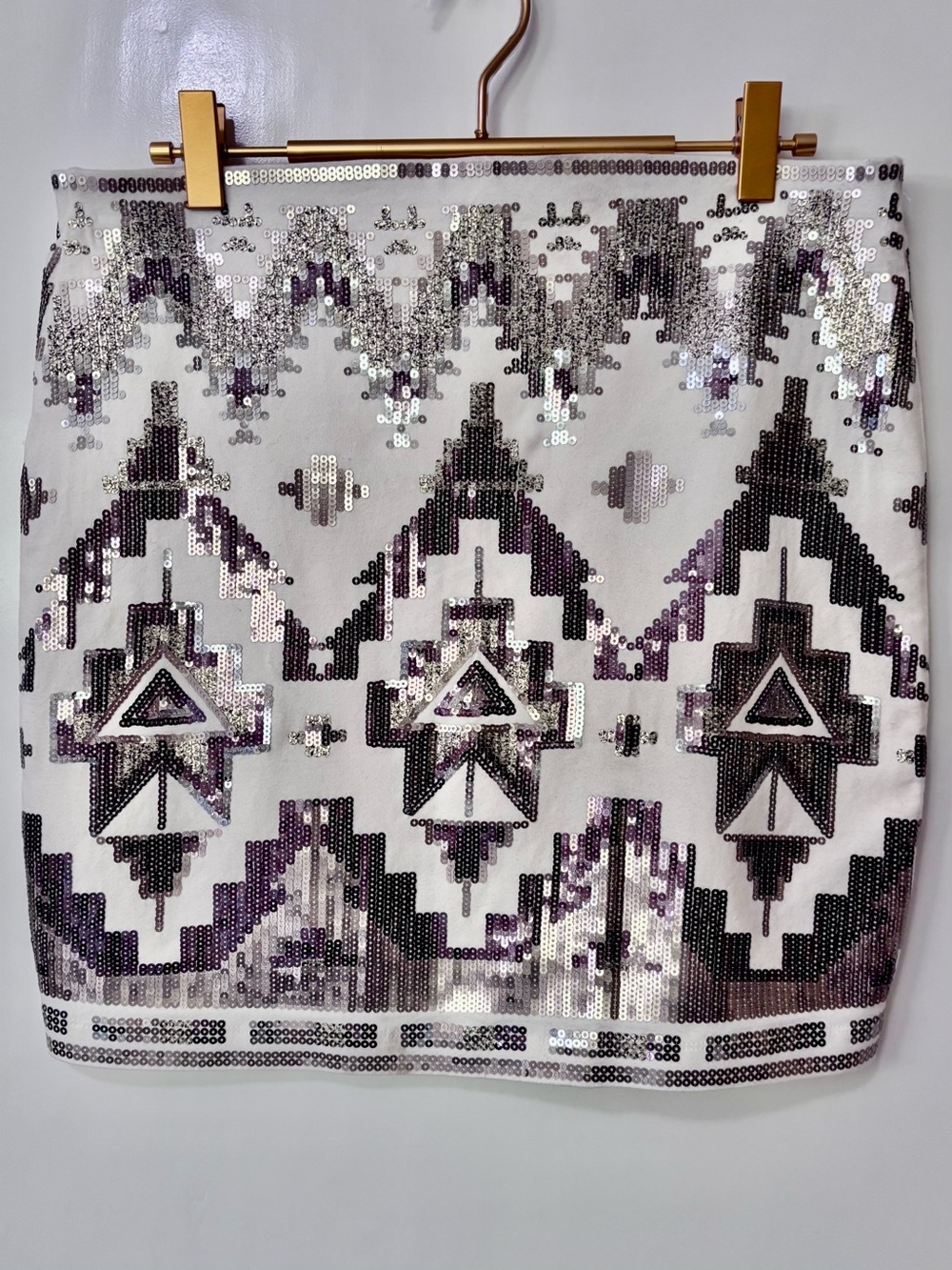 Express| White & Silver Sequin Aztec Geometric Design Mini Skirt Sz M